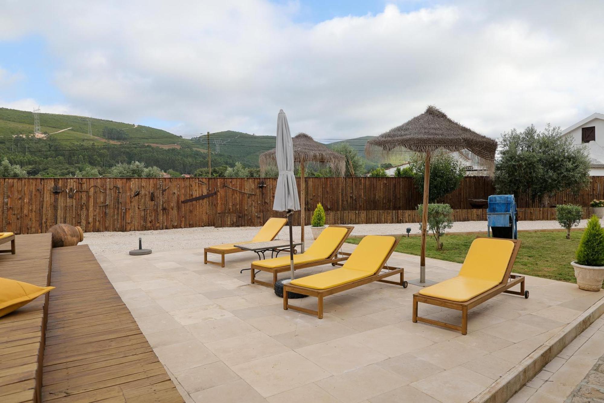 Вилла Renovated Wine Press House - With Pool Порту-ди-Мош Экстерьер фото